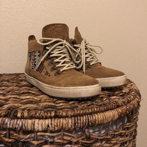 Inkkas Tan Suede Camping Boot